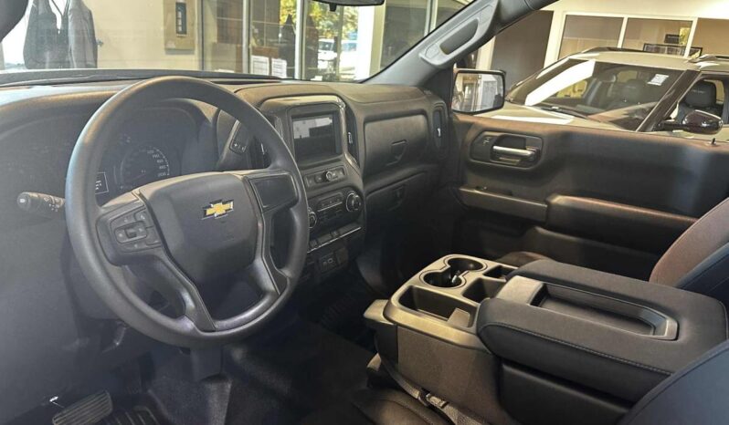 
								2025 Chevrolet Silverado 1500 Regular Cab Long Box full									