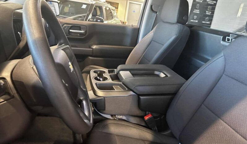
								2025 Chevrolet Silverado 1500 Regular Cab Long Box full									