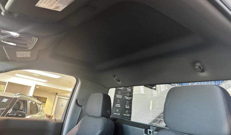 
								2025 Chevrolet Silverado 1500 Regular Cab Long Box full									