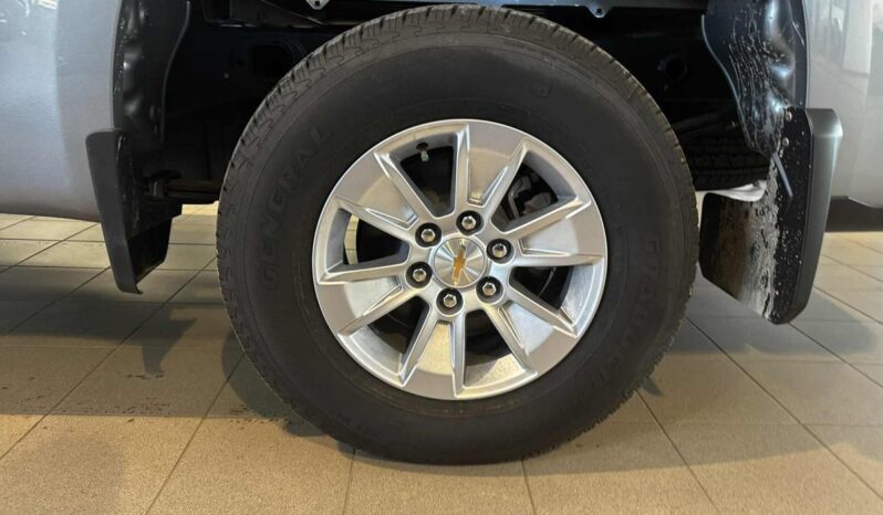 
								2025 Chevrolet Silverado 1500 Regular Cab Long Box full									