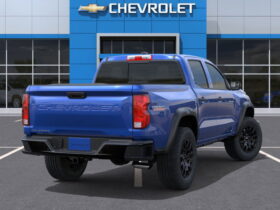2025 Chevrolet Colorado Crew Cab Short Box 4