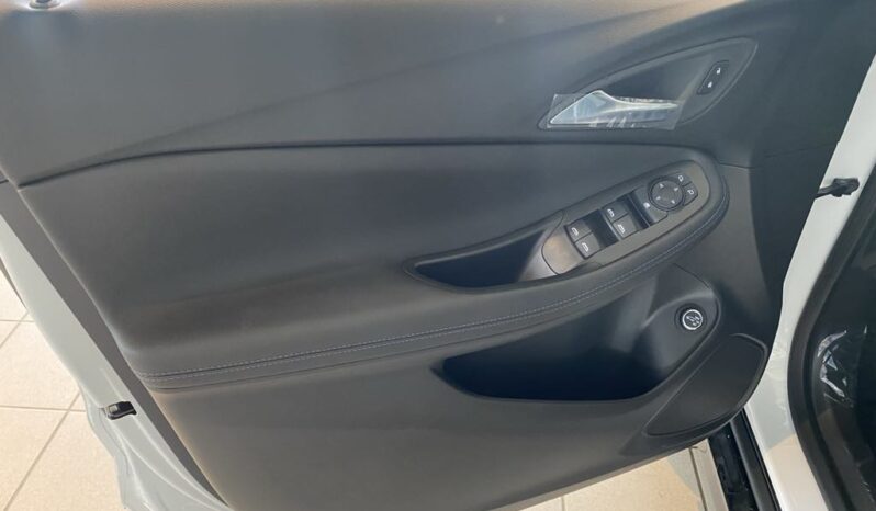 
								2026 Buick Encore GX Sport Touring Awd full									