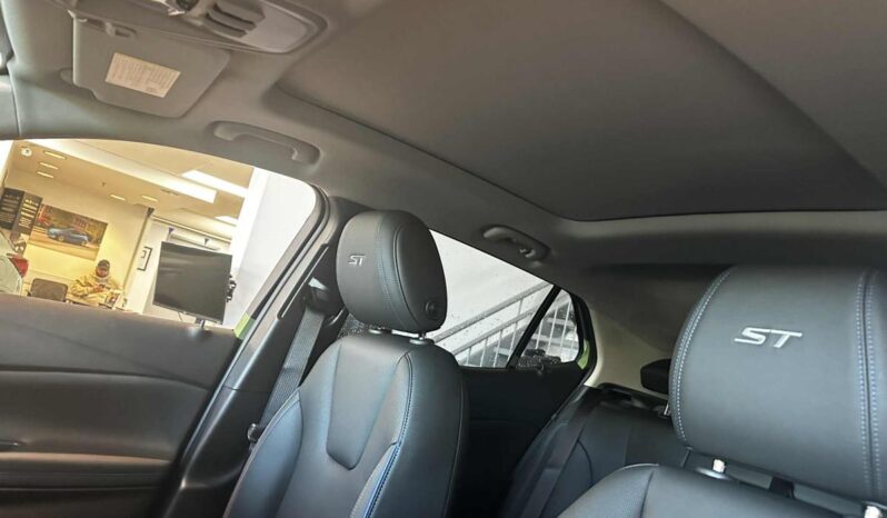 
								2026 Buick Encore GX Sport Touring Awd full									