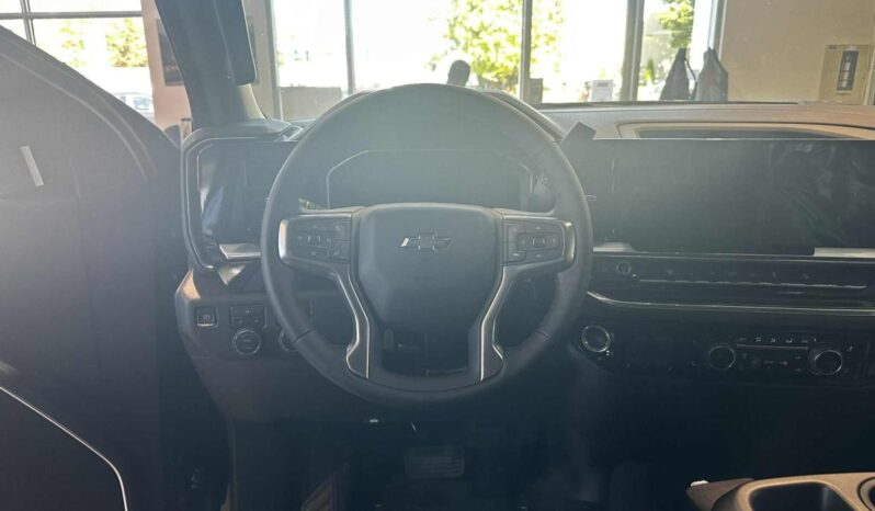 
								2026 Chevrolet Silverado 2500 4wd Crew Cab Long full									