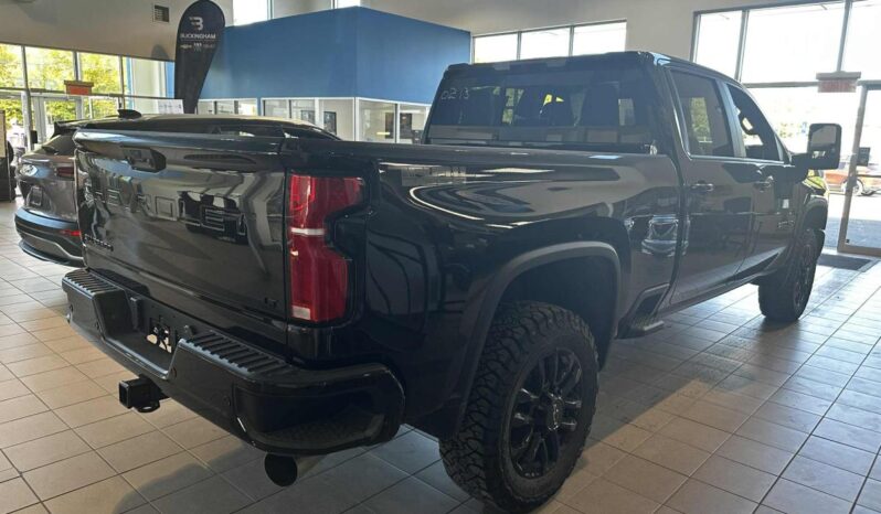 
								2026 Chevrolet Silverado 2500 4wd Crew Cab Long full									