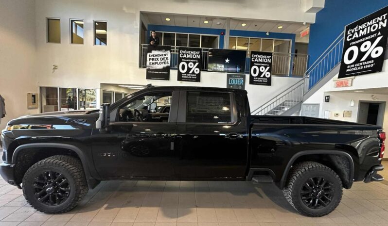 
								2026 Chevrolet Silverado 2500 4wd Crew Cab Long full									