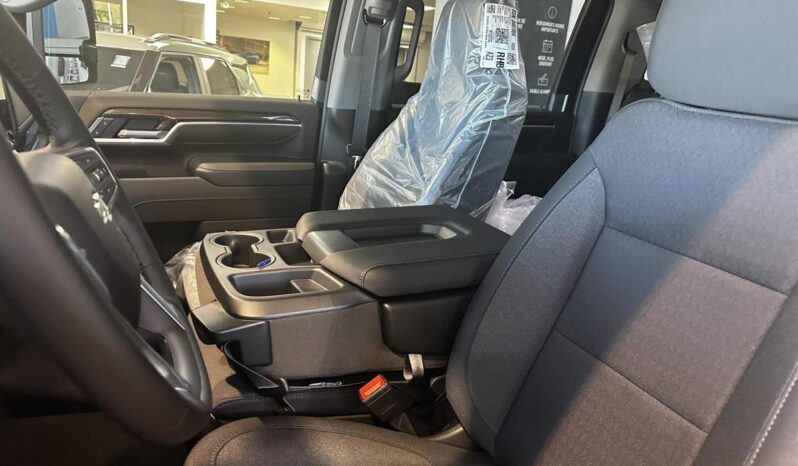 
								2026 Chevrolet Silverado 2500 4wd Crew Cab full									