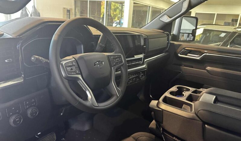 
								2026 Chevrolet Silverado 2500 4wd Crew Cab full									
