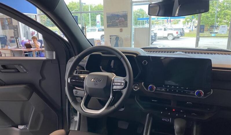 2026 Chevrolet Colorado Crew Cab Short Box 4 full