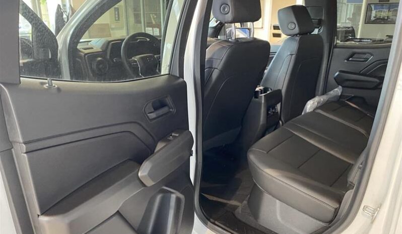 2026 Chevrolet Colorado Crew Cab Short Box 4 full