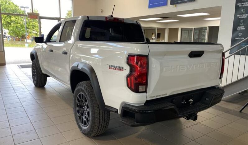 2026 Chevrolet Colorado Crew Cab Short Box 4 full