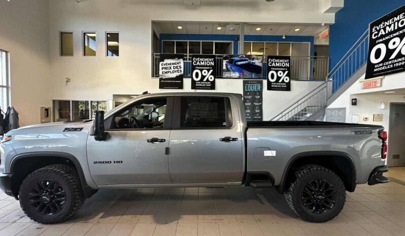 
								2026 Chevrolet Silverado 2500 4wd Crew Cab full									