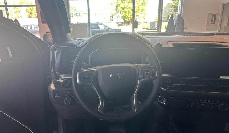 
								2026 Chevrolet Silverado 2500 4wd Crew Cab Long full									