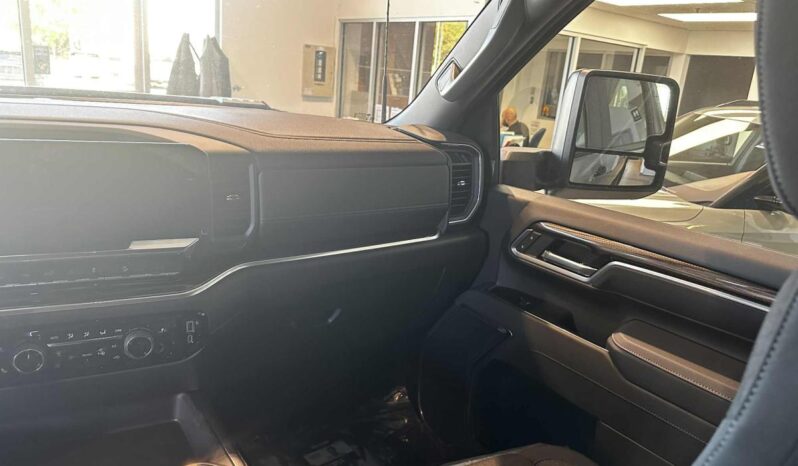 
								2026 Chevrolet Silverado 2500 4wd Crew Cab Long full									