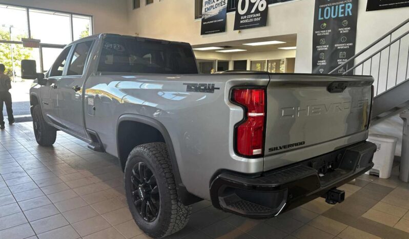 
								2026 Chevrolet Silverado 2500 4wd Crew Cab Long full									