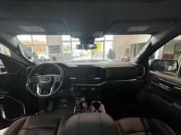 2026 GMC Sierra 1500 Crew Cab Standard full