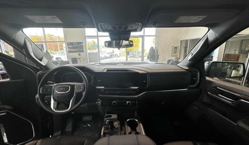 2026 GMC Sierra 1500 Crew Cab Standard full