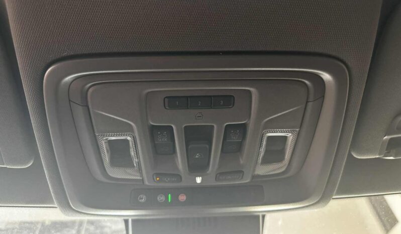 2026 GMC Sierra 1500 Crew Cab Standard full