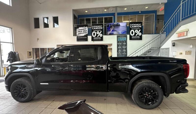 2026 GMC Sierra 1500 Crew Cab Standard full