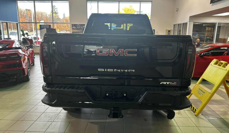 
								2026 GMC Sierra 2500 Crew Cab Standard full									