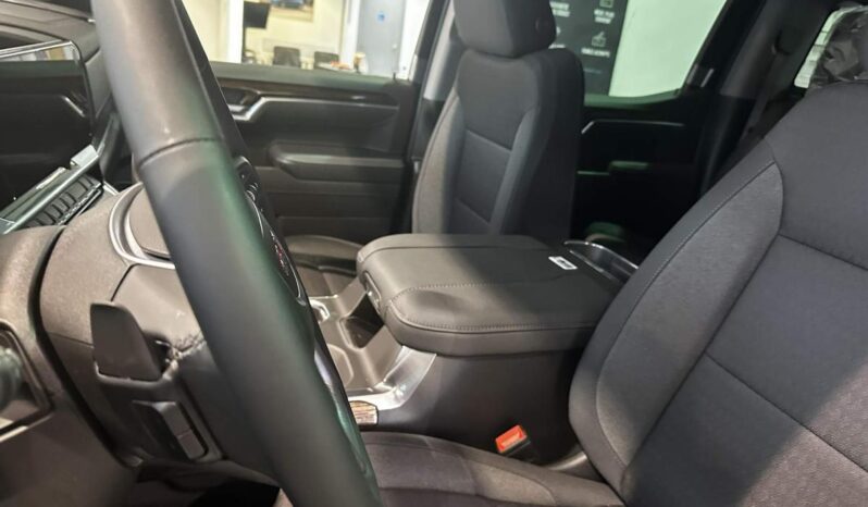 2026 GMC Sierra 1500 Crew Cab Standard full