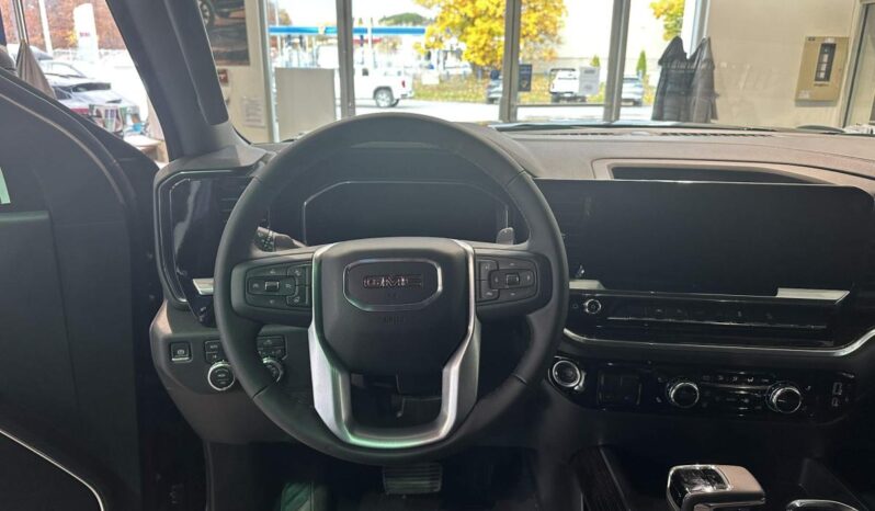 2026 GMC Sierra 1500 Crew Cab Standard full