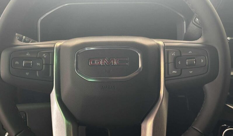 2026 GMC Sierra 2500 Crew Cab Standard full