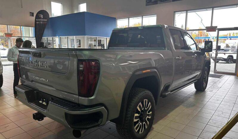 
								2026 GMC Sierra 2500 Crew Cab Standard full									