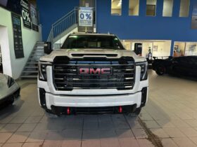 2026 GMC Sierra 2500 Crew Cab Standard