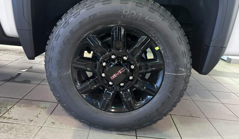 
								2026 GMC Sierra 2500 Crew Cab Standard full									