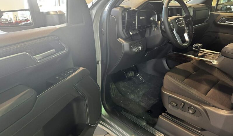 
								2026 GMC Sierra 1500 Crew Cab Standard full									