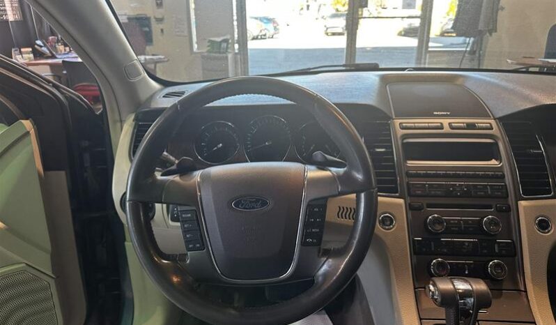 
								2010 Ford Taurus Sel Sedan Awd full									