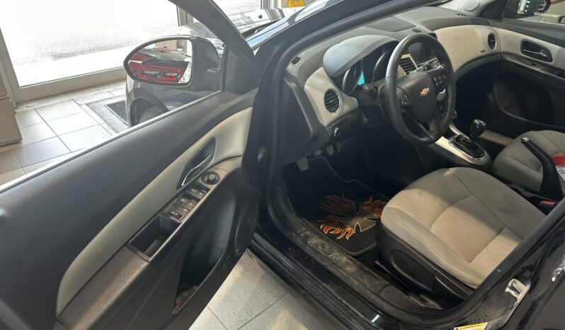 
								2015 Chevrolet Cruze Lt Turbo full									