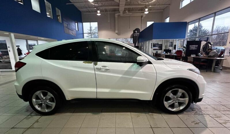 
								2016 Honda HR-V Ex 4wd Cvt full									