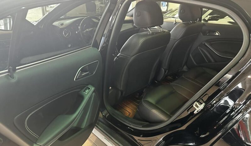 
								2016 Mercedes-Benz GLA250 Awd Suv full									