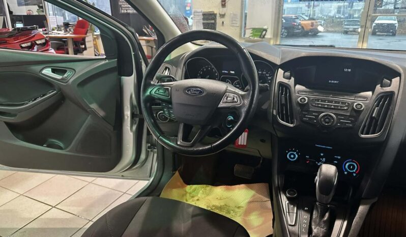 
								2017 Ford Focus Hatch Se full									