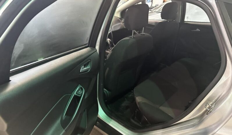 
								2017 Ford Focus Hatch Se full									