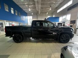 
										2017 GMC Sierra 1500 Double 4×4 Base full									