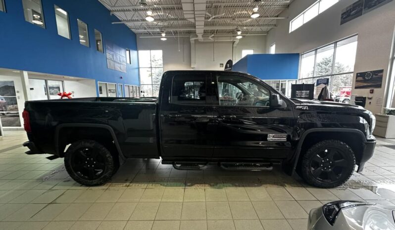 
								2017 GMC Sierra 1500 Double 4×4 Base full									