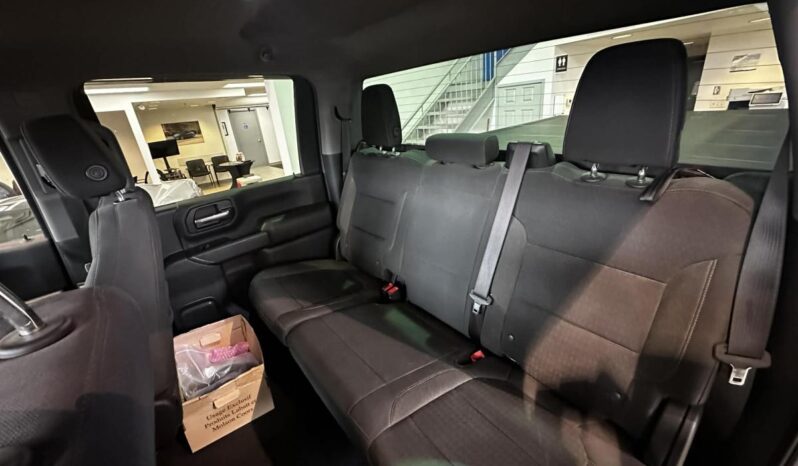 
								2023 Chevrolet Silverado 2500 Crew 4×4 Custom full									