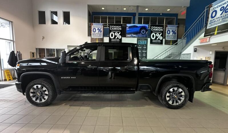 
								2023 Chevrolet Silverado 2500 Crew 4×4 Custom full									