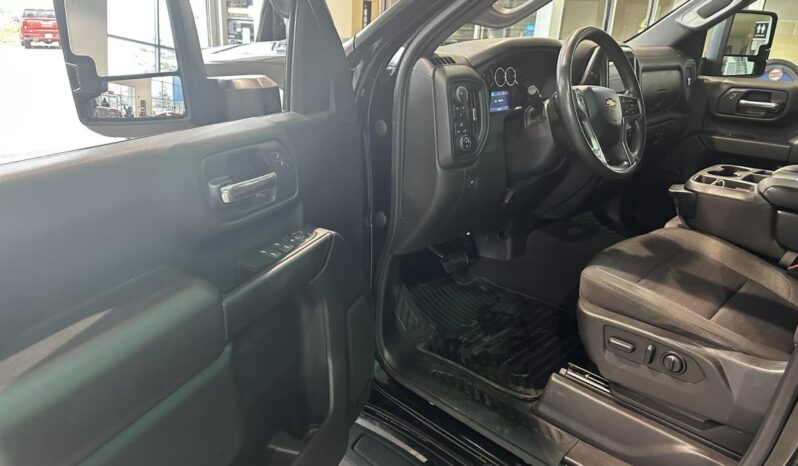 
								2023 Chevrolet Silverado 2500 Crew 4×4 Custom full									