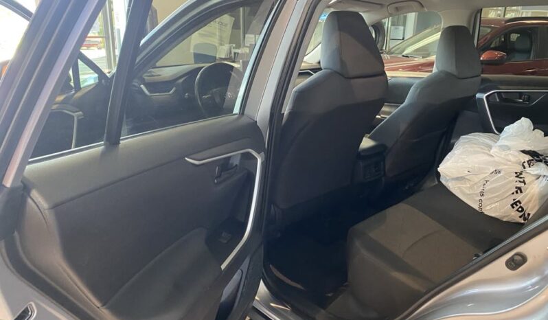 
								2023 Toyota RAV4 Le Awd full									