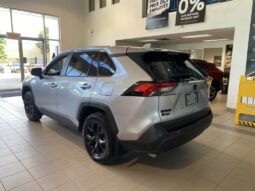 
										2023 Toyota RAV4 Le Awd full									