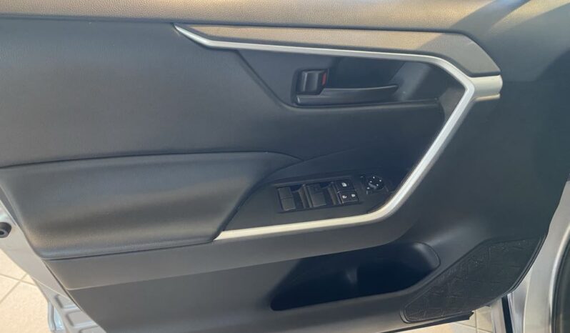 
								2023 Toyota RAV4 Le Awd full									