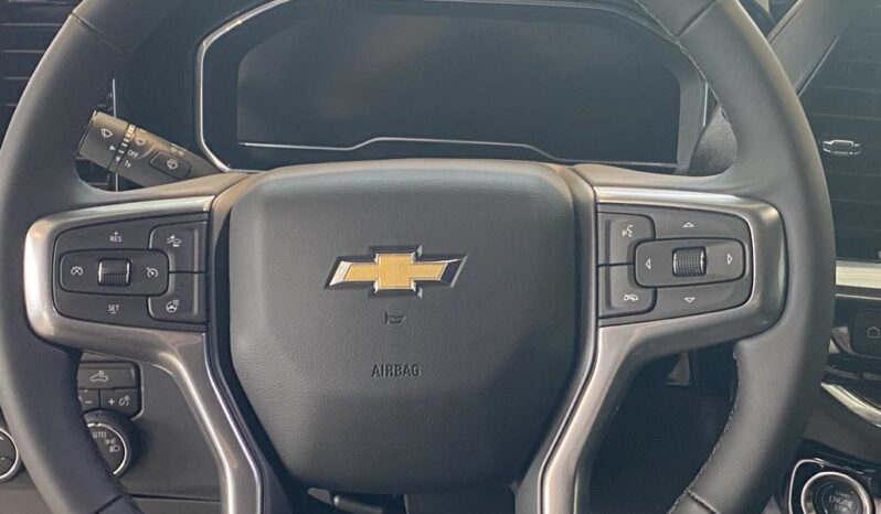 
								2025 Chevrolet Silverado 1500 Crew Cab Standard full									