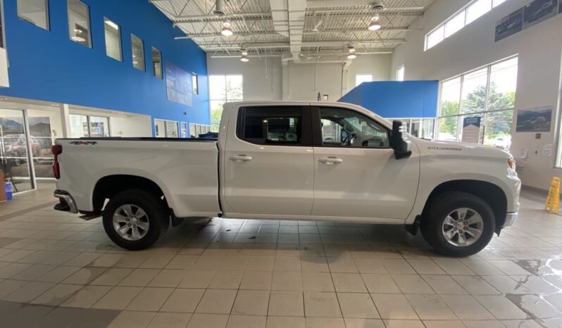 
								2025 Chevrolet Silverado 1500 Crew Cab Standard full									