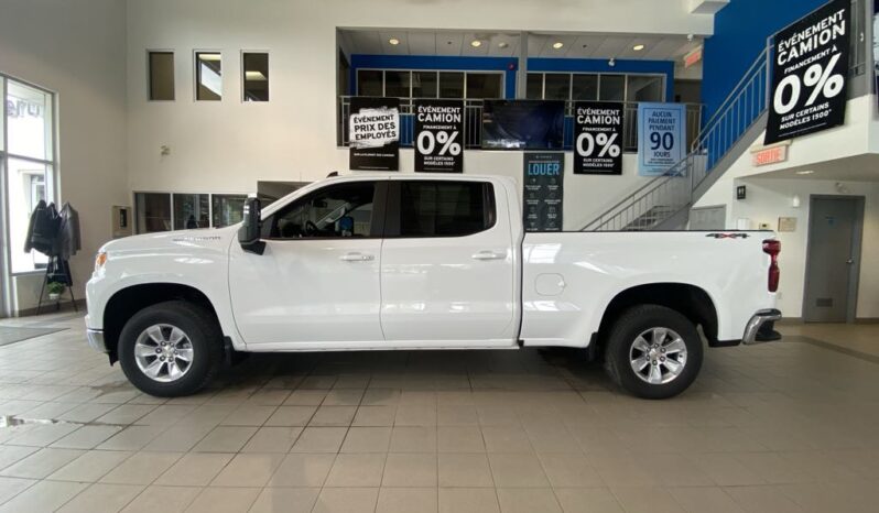 
								2025 Chevrolet Silverado 1500 Crew Cab Standard full									