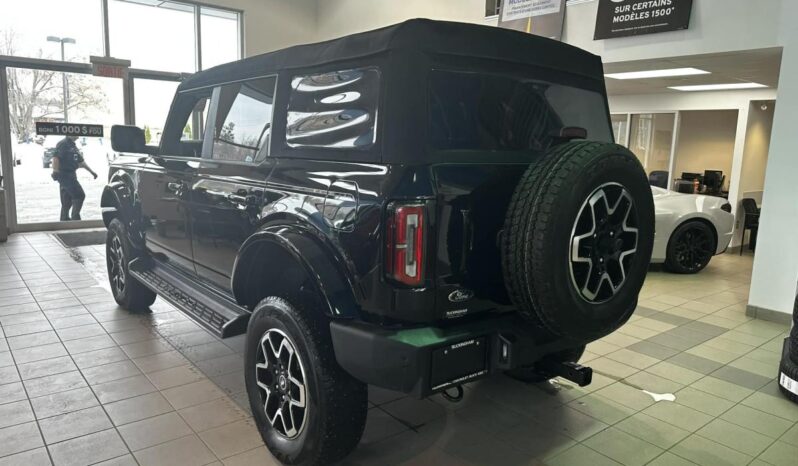 
								2025 Ford Bronco Outer Banks 4 Door full									