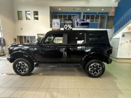
										2025 Ford Bronco Outer Banks 4 Door full									